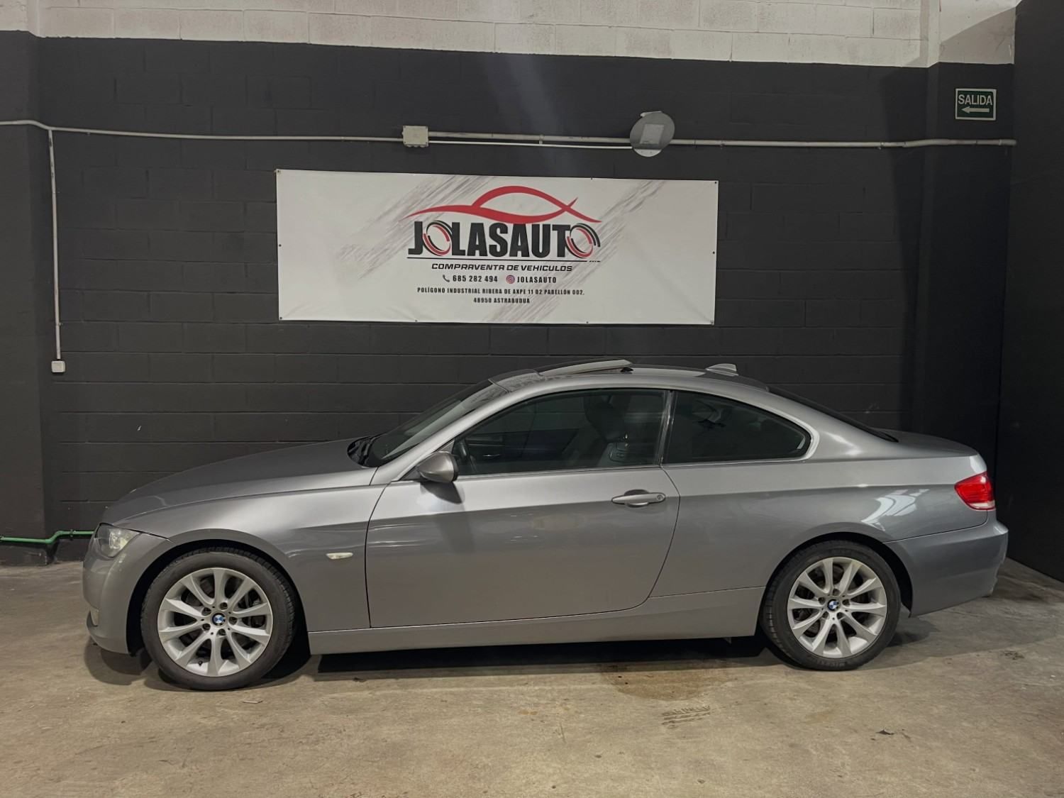 BMW 330i E92 3.0 272 CV (2008)