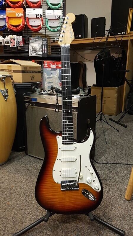 Fender Strat Ultra Plus occasion de 1991 no. N000990