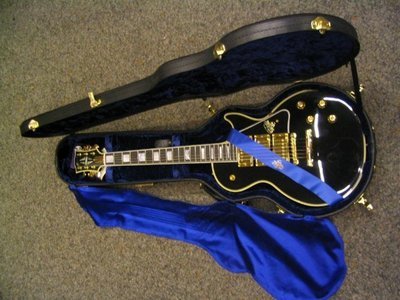 Gibson Les Paul Custom 57 Black Beauty Centennial no.1899 Gibson Les Paul Custom 57 Black Beauty Centennial no.1899
