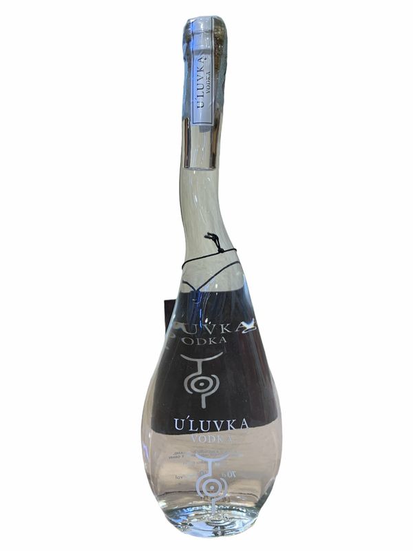 U'Luvka Vodka 70cl 40% U'Luvka Vodka 70cl 40%