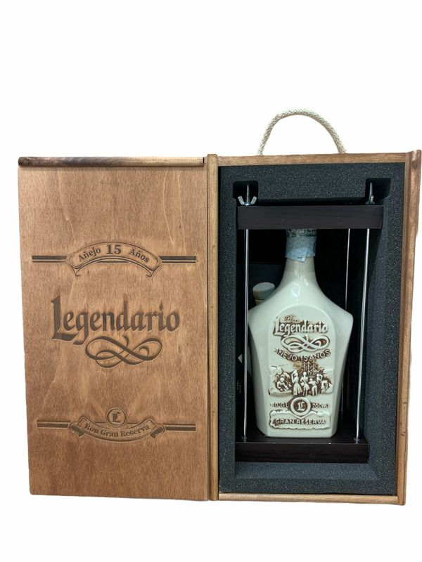 Legendario Rum 15yo Gran Reserva 70cl 40% Legendario Rum 15yo Gran Reserva 70cl 40% "Special Ceramic Bottle"
