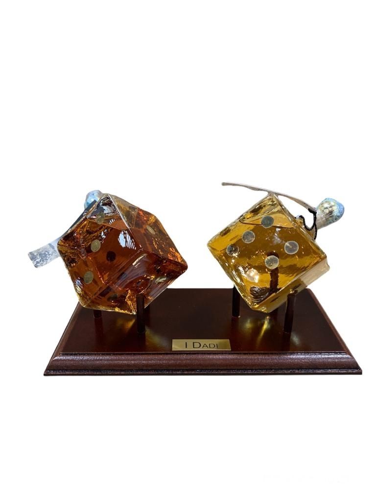 Bonollo Grappa Amarone 20cl 40% + Grappa Cru Italiae 20cl 40% Bonollo Grappa Amarone 20cl 40% + Grappa Cru Italiae 20cl 40% "I Dadi"