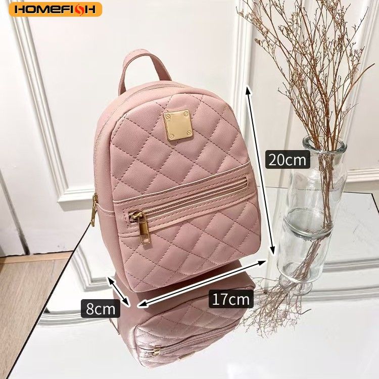 1. HOMEFISH Large Capacity Daily Commute Bag