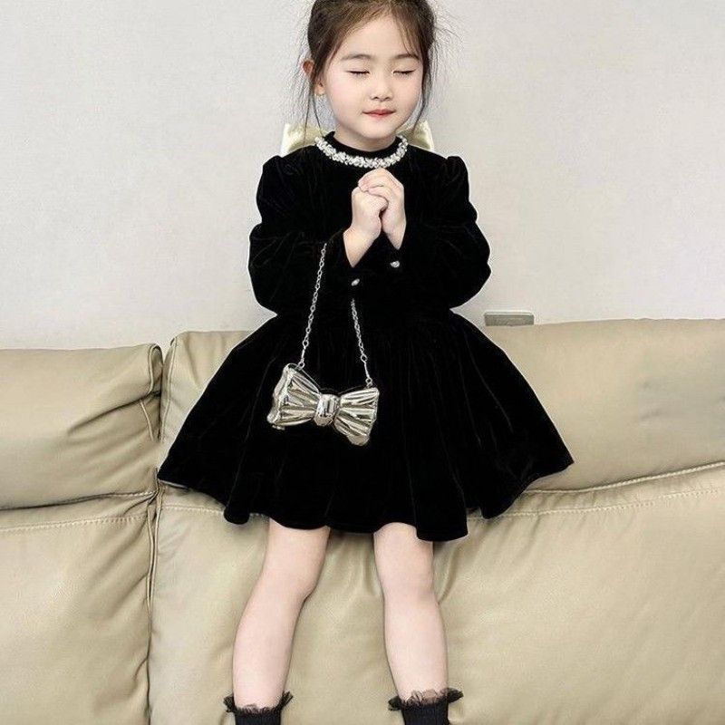 Autumn and Winter New Black Premium Velvet Dress for Girls with Lace Collar and Bow Princess Dress