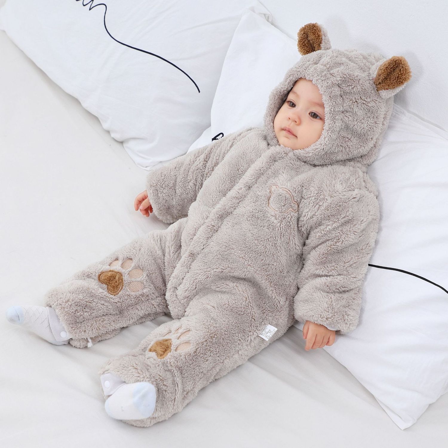 Autumn and Winter New Baby Plush Climbing Clothes Baby Warm and Thick Cartoon Dog Rabbit Cute Cotton Clothes for 0-2 Years