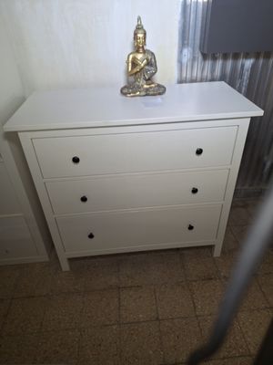 Ikeás Hemnes fehérre pácolt 3 fiókos komód /tömör fenyőfa