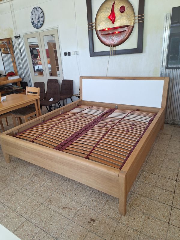Valnatura prémium tömörfa franciaágy 180x200cm szett komóddal