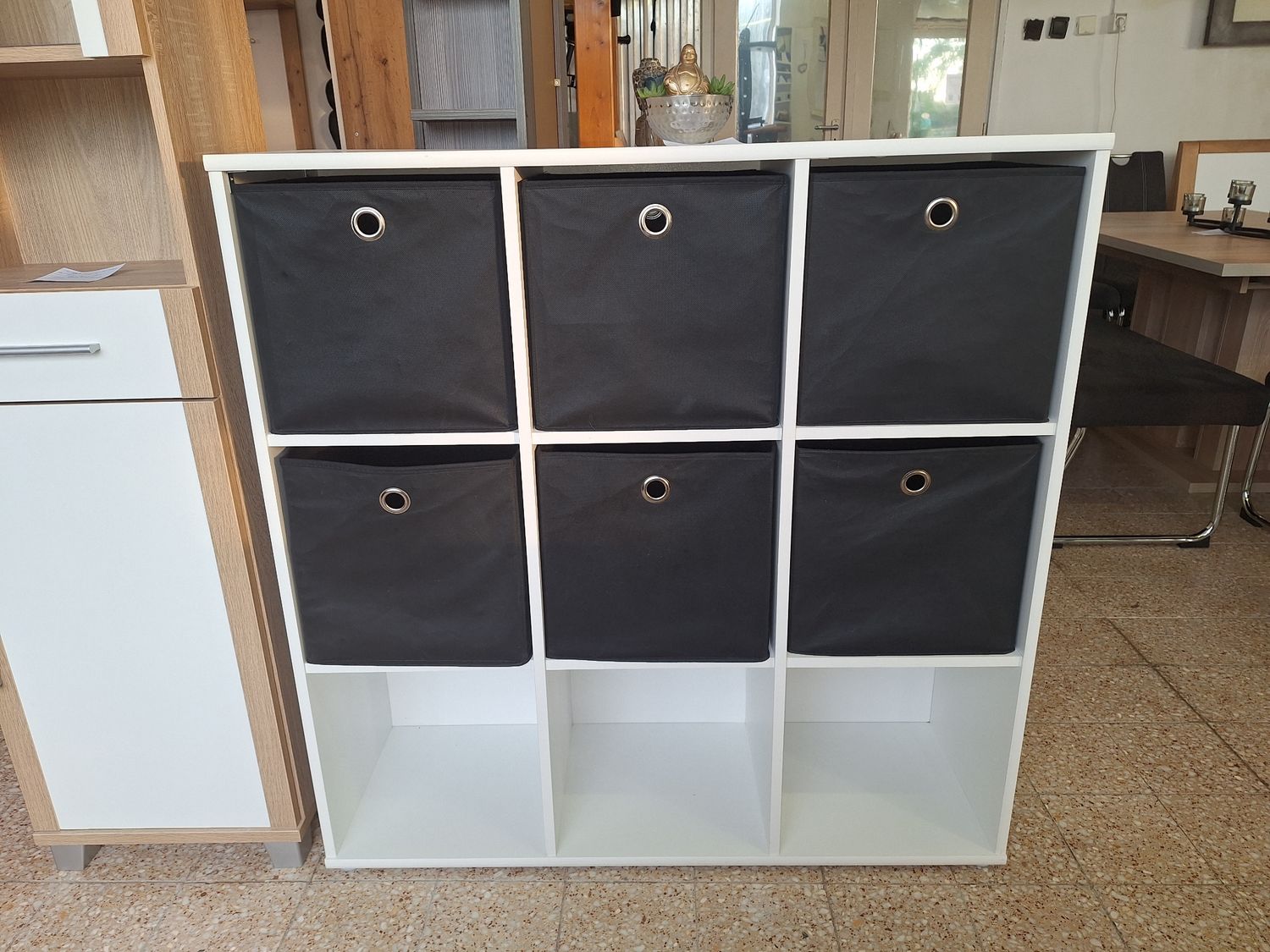 Polc rendszer fekete textil boxxal