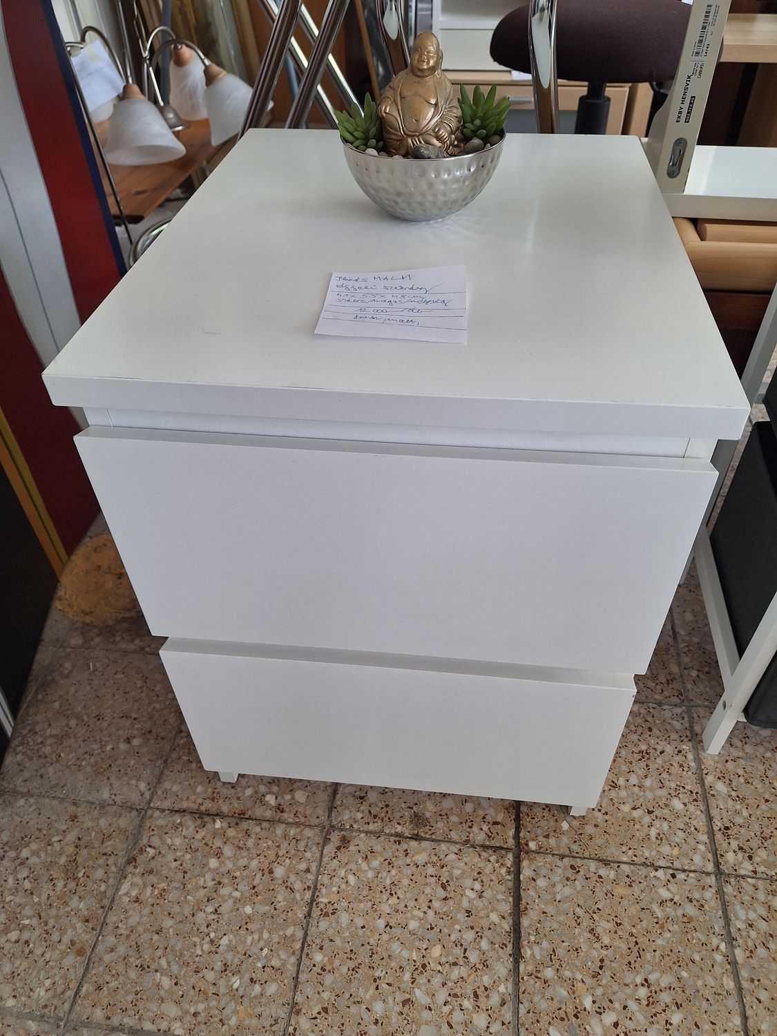 Ikeás MALM éjjeli szekrény 2 fiókos fehér matt