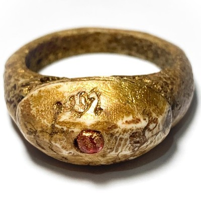 Hwaen Graduk Chang Early Era Carved Bone Ring Gemstone Insert Hand Inscriptions Luang Por Pina Free EMS Worldwide