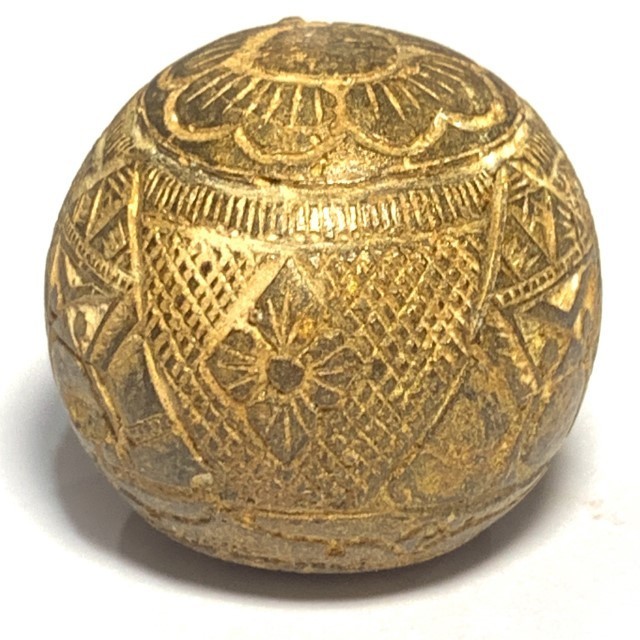 Kot Kala Phueak Pra Rahu Mai Mee Ta Albino Eyeless Coconut Carved Asura Deva Eclipse God Luang Por Pin Wat Srisa Tong
