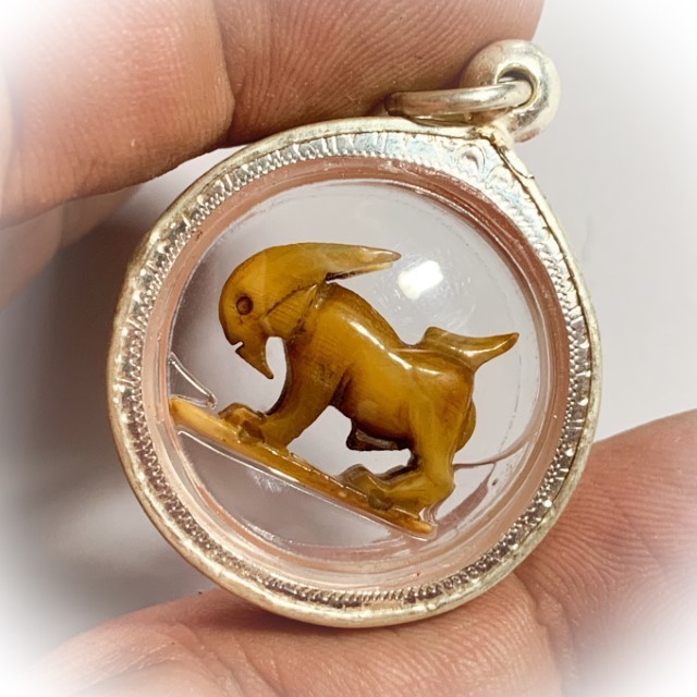 Pae Maha Lap Nga Gae Luang Por Am Carved Ivory Lucky Goat Silver Casing Free EMS