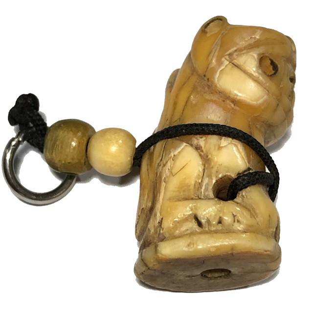 Khiaw Suea Maha Amnaj Tiger Amulet Carved Tiger Tooth Luang Por Parn Wat Bang Hia (2368 - 2453 BE) Free EMS