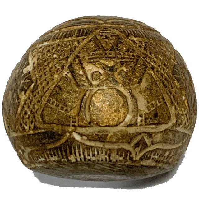 Kot Kala Phueak Pra Rahu Mai Mee Ta Hand Carved Albino Eyeless Coconut Anomaly Luang Por Pin Wat Srisa Tong