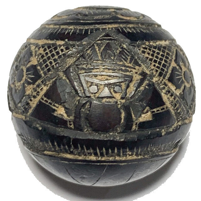 Kot Kala Pra Rahu Mai Mee Ta Ud Kring Eyeless Coconut Shell with Magic Bead Rattle Luang Por Noi Wat Srisa Tong