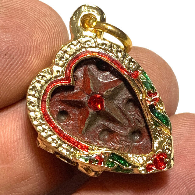 Daw Nai Pan Nai Pon Pim Lek 5 & 8 Pointed Pentacle Original Temple Heart Shape Casing Luang Por Pina Wat Sanom Lao Free EMS