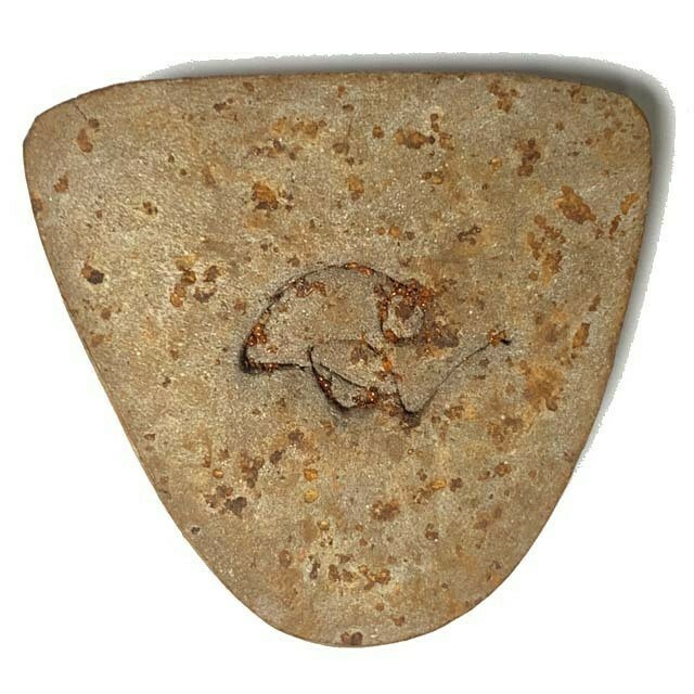 Yoni Aathan Pim Jumbo Early Era Nuea Pong Prai Asupa Sacred Vulva 3 Gemstones Hand Inscription Luang Por Pina FREE Express shipping