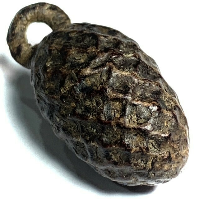 Hmak Tui Mad Chueak Takhai Paetch Sacred Areca Nut 2450 BE Luang Phu Iam Wat Hnang