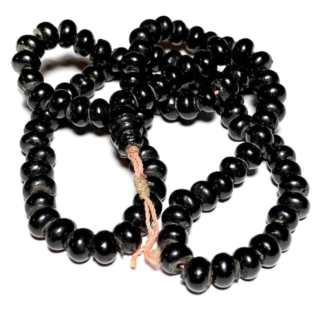 Prakam Saksit Nuea Pong Jum Rak Sacred Powder Lacquered Rosary Luang Phu Rian Wat Nong Bua 2480 BE