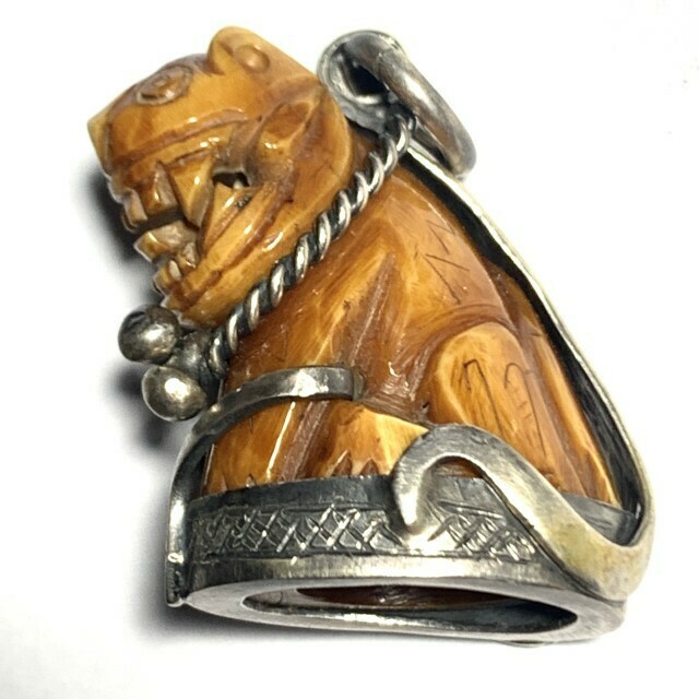 Suea Nga Gae Maha Amnaj Carved Ivory Tiger Amulet Luang Por Parn Wat Bang Hia Circa 2440 BE Free Express Shipping