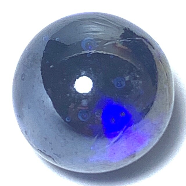 Look Gaew Sarapat Neuk Klueab Parort 2490 BE Alchemical Crystal Wishing Balll Blue 1.5 Cm Luang Por Opasi