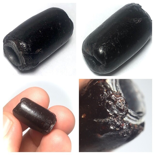 Takrut Tone Ying Mai Ork Pork Nuea Krang 2 x 1.2 Cm Luang Por Tong Sukh 2470 BE
