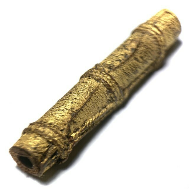 Takrut Hnaa Phaag Suea  Dork Kroo 6 Cm Tiger Forehead Hide with Spellbound Cord Luang Por Jong Wat Na Tang Nork