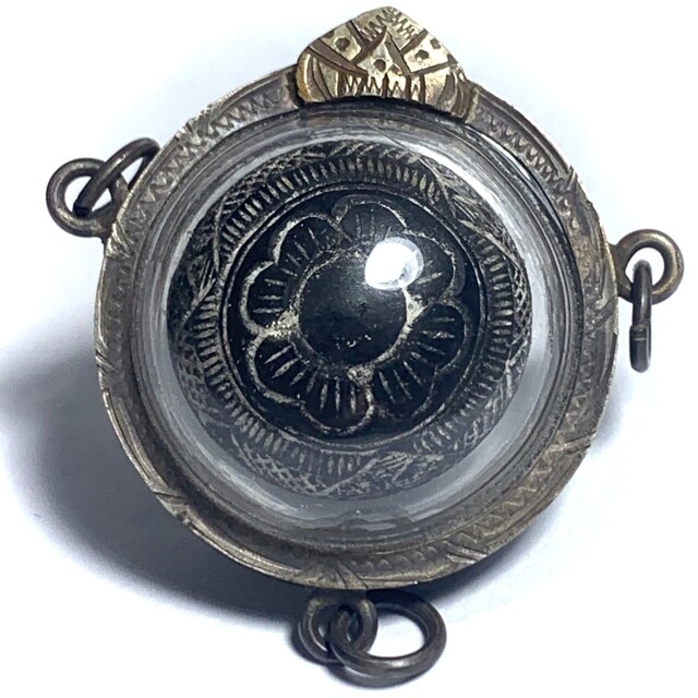 Kot Kala Pra Rahu Mai Mee Ta Eyeless Coconut Shell Anomaly with Magic Bead Traditional Silver Frame 3 Rings Luang Por Noi Wat Srisa Tong
