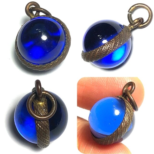 Look Gaew Sarapat Neuk Mee Grachao Luad Early Era Crystal Wishing Ball Luang Por Ruesi Ling Dam