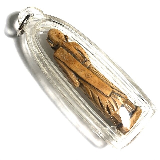 Kochada yashiringan restoranda porno tomosha qiling Kishan va qamchi bilan porno