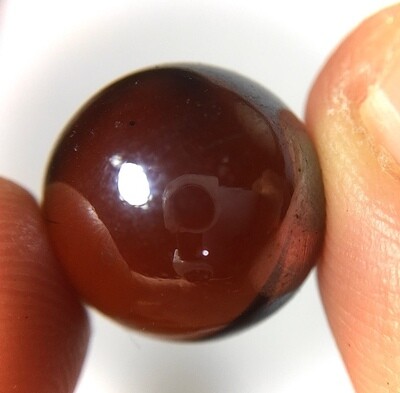 Look Gaew Sarapat Neuk Klueab Parort Amber Alchemical Crystal Wishing Ball 1.5 Cm Luang Por Opasi 2490 BE