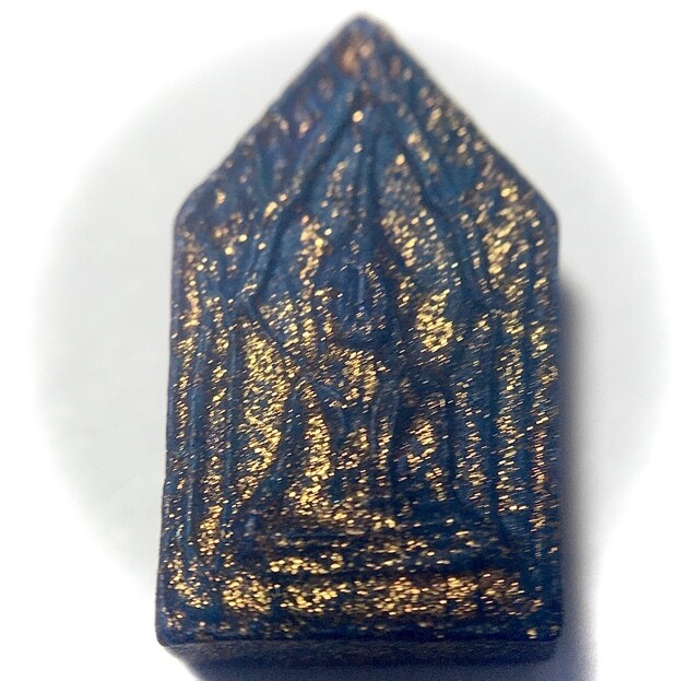 Khun Phaen Jiw Nuea Pong Prai Kumarn Tone Muang 2514 BE Purple Powders Gold Flakes Luang Phu Gaew & Luang Phu Tim Wat Laharn Rai