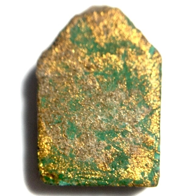 Khun Phaen Jiw Nuea Pong Prai Kumarn Tone Khiaw 2514 BE Green Powders Gold Leaf Luang Phu Gaew & Luang Phu Tim Wat Laharn Rai