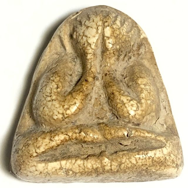 Pid Ta Hlang Baeb Nuea Pong Puttakun Early Era Amulet Luang Phu Kaew Wat Kruea Wan