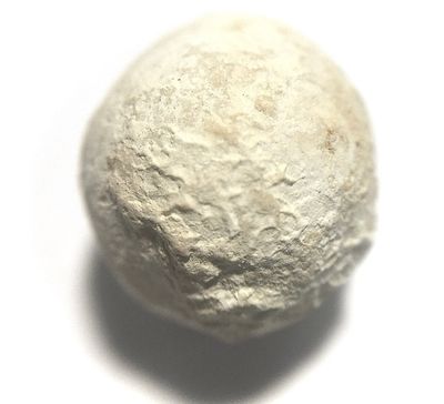 Look Om Nuea Poon Sek Sacred Muan Sarn Powder Ball Amulet of Buddhist Nun Mae Chee Bun Ruean Wat Awut