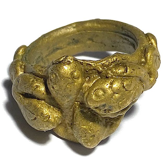 Hwaen Lor Boran Ngu Giaw Sap See Gler 2460 BE 4 Entwined Snakes Magic Ring for Protection & Wealth Luang Por Im Wat Hua Khao