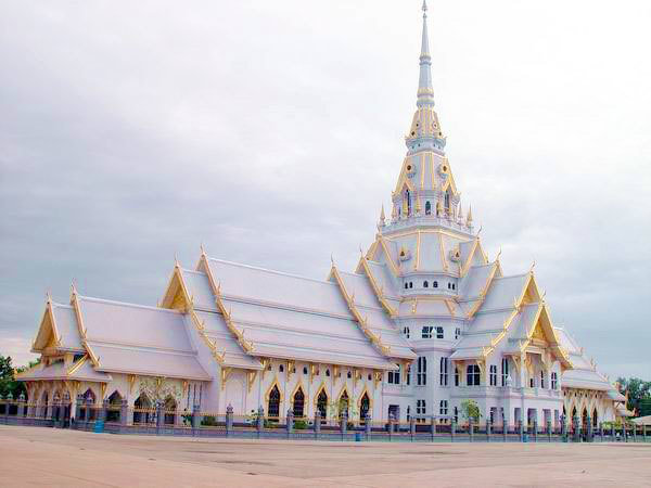 Rian Stamp Luang Por Sotorn (Red) - Nuea Galai Ngern Long Ya Benjarongk - Uposadha Building Edition 2539 BE