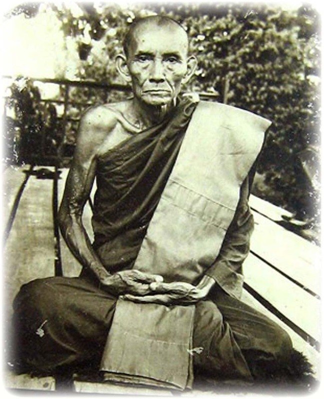 Pra Putta Chinarat Roey Ploi 2512 BE - Luang Por Guay Wat Kositaram (Released at Wat Racha Nadda) - Ultra Rare Masterpiece