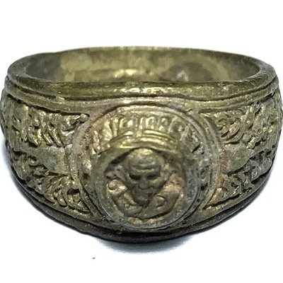 Hwaen Luang Por Ngern Guru Monk Ring Amulet 2525 BE - Nuea Tong Pasom - Wat Bang Klan (Pijit)