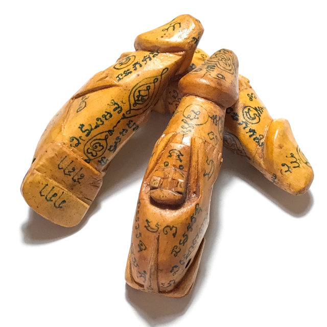 Palad Khik Ling Jab Hlak Carved Sacred Wood Monkey-Lingam Hand Inscriptions - Luang Por Glan - Wat Intarawat