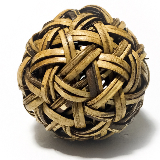 Look Dtakror Ud Takrut Kring Sacred Wicker-Ball Yantra Spell Circa 2480 BE - Luang Por Sud - Wat Ka Long