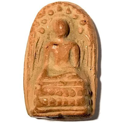 Pra Kong Lampun Clay Benjapakee Amulet - Nuea Din - Luang Por Guay Wat Kositaram