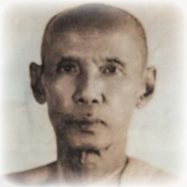 Muen Rongpur Monks – Ancient Amulet