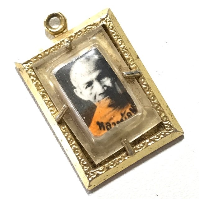Locket Roop Tai 3 Takrut Sam Kasat 2510 BE Amulet for Protection, Prosperity and Mercy Charm Luang Por Mum Wat Prasat Yer