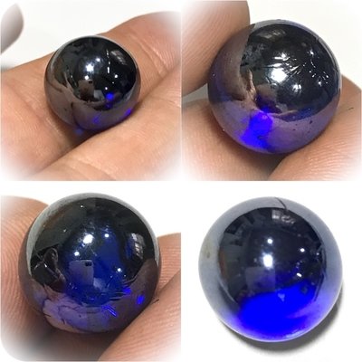 Look Gaew Sarapat Neuk Klueab Parort  2490 BE Alchemical Crystal Wishing Ball Blue 1.5 Cm Luang Por Opasi