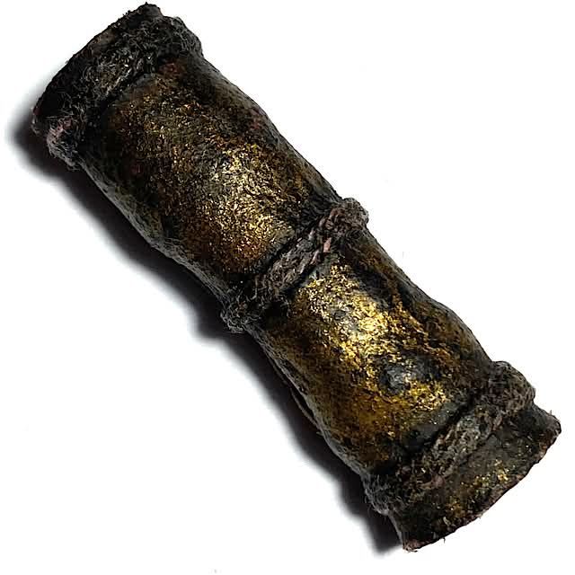 Takrut Hnang Hnaa Bpaag Suea Tiger Forehead Spell 2475 BE 1.5 Inches Luang Phu Nak Wat Arun