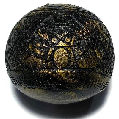 Kot Kala Pra Rahu Mai Mee Ta Eyeless Coconut Shell with Magic Bead Rattle Bucha Kroo LP Noi - LP Pin Wat Srisa Tong - Size 3 Cm. Kot Kala Pra Rahu Mai Mee Ta Eyeless Coconut Shell with Magic Bead Rattle Bucha Kroo LP Noi - LP Pin Wat Srisa Tong - Size 3 Cm.