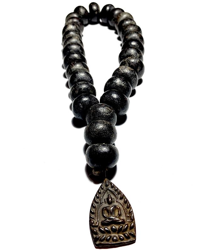 Rian Chao Sua Hand Inscribed and Nuea Pong Ya Wasana Jinda Manee Sacred Healing Powders Rosary - Luang Phu Bun Wat Klang Bang Gaew Rian Chao Sua Hand Inscribed and Nuea Pong Ya Wasana Jinda Manee Sacred Healing Powders Rosary - Luang Phu Bun Wat Klang Bang Gaew