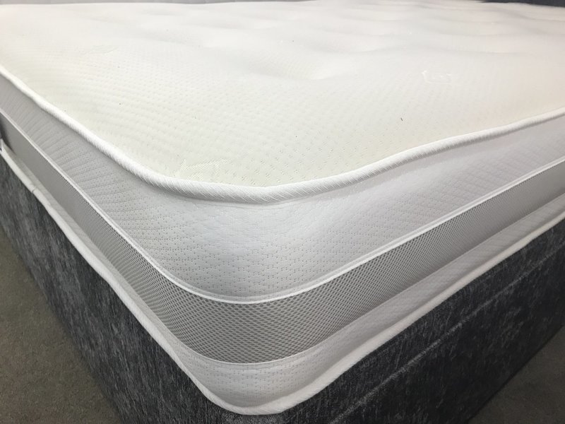 Deluxe Sprung Memory Mattress