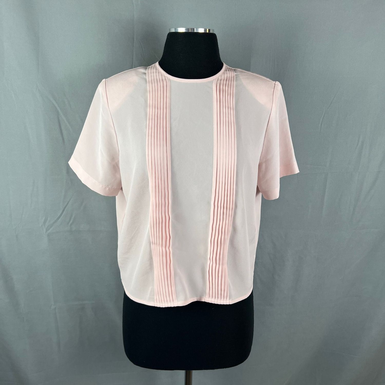 Just For Blouse Top Womens 12 Petites Pink Pintucked Keyhole Back Round Neck